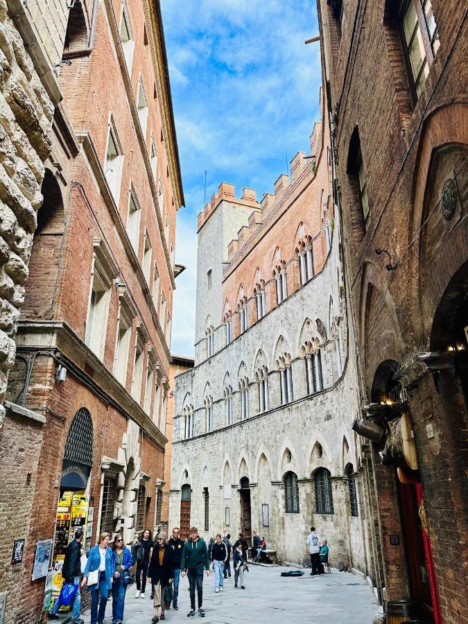 Domus An- Two Bedrooms Apartment -Antique And Historical Home Siena Buitenkant foto